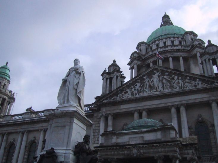 Statue of Queen Victoria at front of City Hall