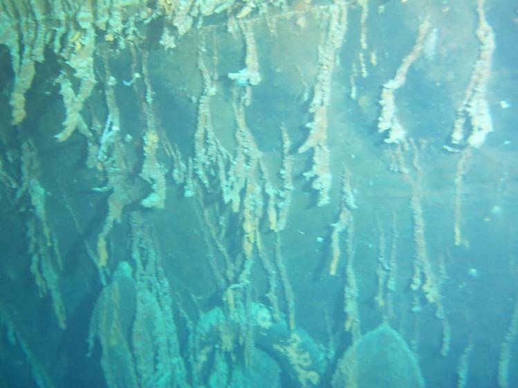  just above anchor, Titanic wreck, 2.35 miles under Atlantic Ocean, 2 September 2000