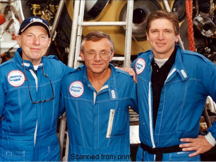  flanked by his two passengers Leonard and Mike just after dive