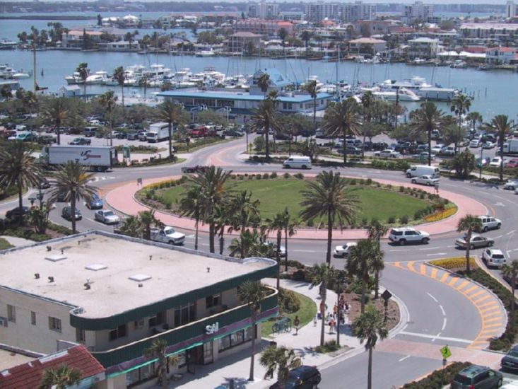 ClearawaterRoundabout from roof of Hilton