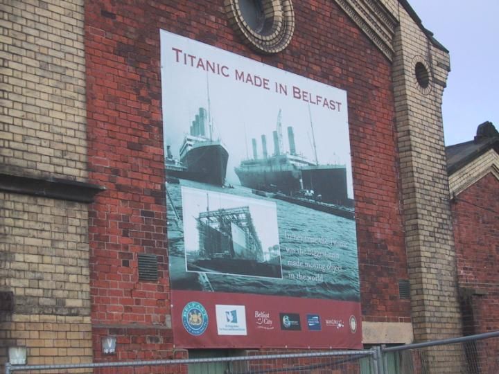 Building adjacent to Thompson dock