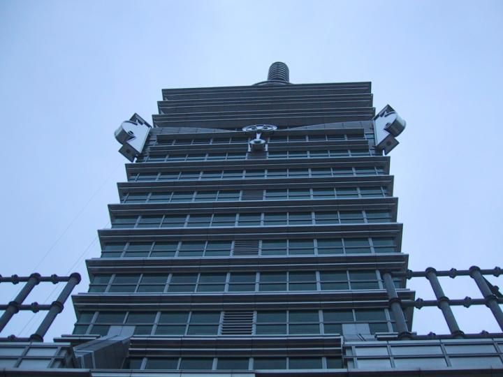 Looking up from 390 m -- easily identified in photo of whole building