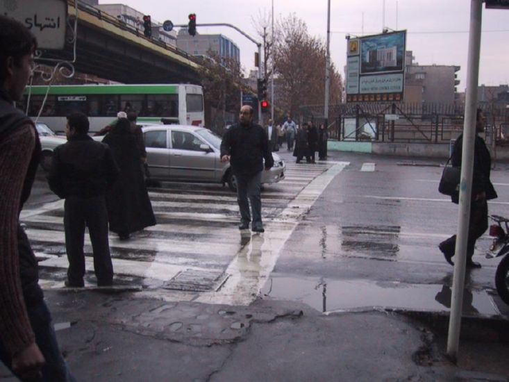 Not sure whether it was safer to cross on green or red pedestrian signal!